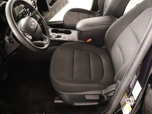 Used 2025 Ford Escape Active FWD image 10
