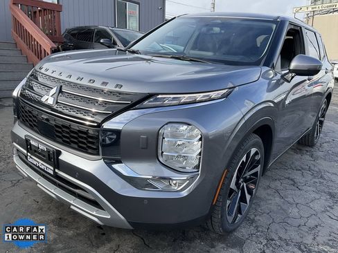 Used 2023 Mitsubishi Outlander SE image 99