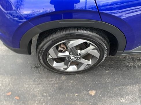 Used 2024 Hyundai Venue SEL image 26