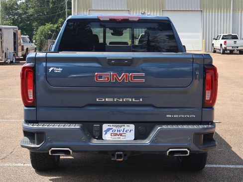 Used 2024 GMC Sierra 1500 Denali w/ Denali Reserve Package AWD/4WD image 5