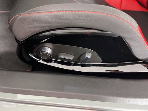 Certified 2024 Chevrolet Corvette Stingray Preferred Cpe w/ 2LT image 22