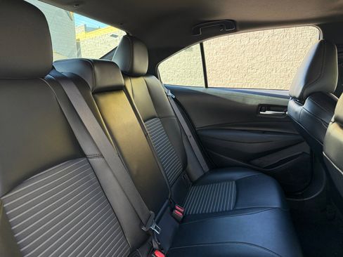 Used 2022 Toyota Corolla XSE image 18