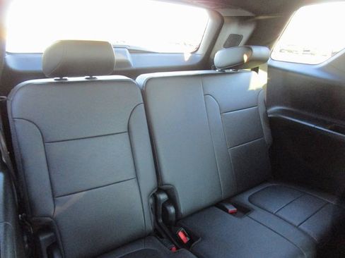 Certified 2023 Chevrolet Traverse High Country w/ LPO, Floor Liner Package image 19