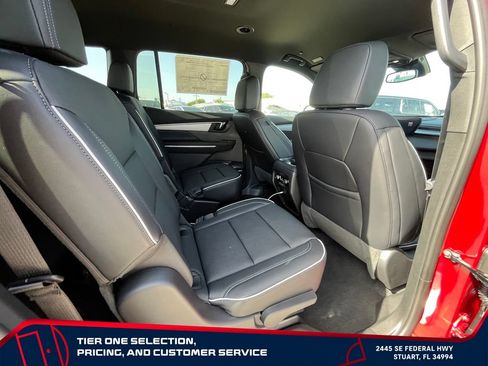 New 2026 Buick Enclave Preferred FWD image 18