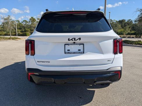 New 2026 Kia Sorento SX image 6