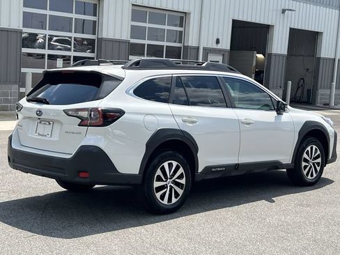Used 2023 Subaru Outback Premium AWD/4WD image 13