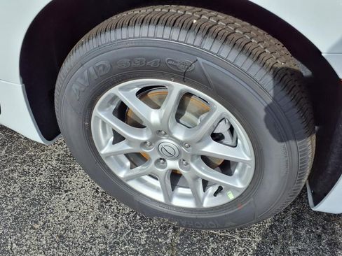 New 2026 Chrysler Voyager LX image 5