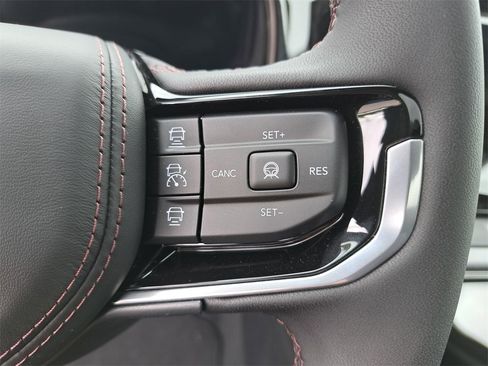 New 2025 Jeep Wagoneer S Limited image 18