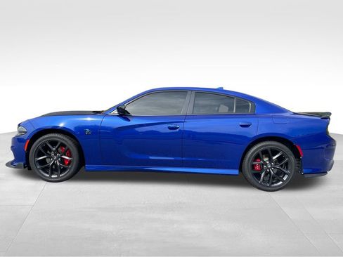 Used 2022 Dodge Charger GT w/ Plus Group RWD image 8