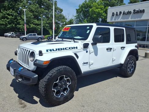 Used 2023 Jeep Wrangler Unlimited Rubicon 4xe w/ Cold Weather Group AWD/4WD image 4