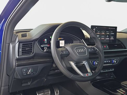 Used 2023 Audi SQ5 Premium Plus w/ Premium Plus Package AWD/4WD image 19