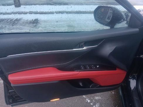 Used 2018 Toyota Camry XSE image 20