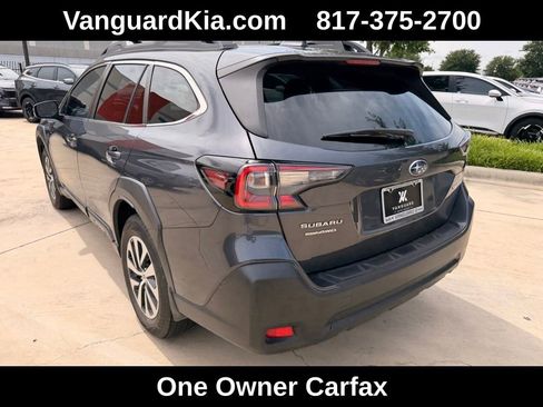 Used 2024 Subaru Outback Premium AWD/4WD image 2