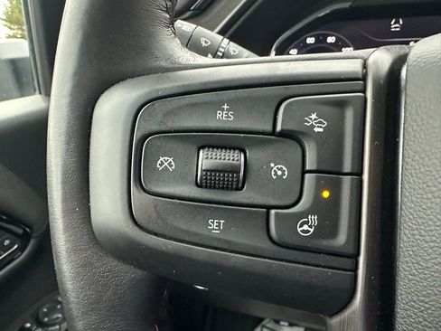 Used 2025 GMC Sierra 2500 AT4 w/ Technology Package image 36