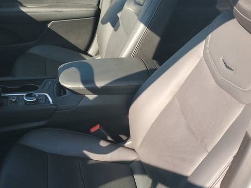 Used 2023 Cadillac XT5 Sportv w/ Technology Package AWD/4WD image 28