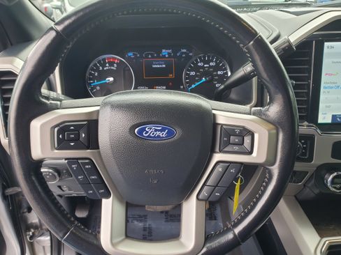 Used 2022 Ford F350 Lariat w/ Chrome Package AWD/4WD image 16
