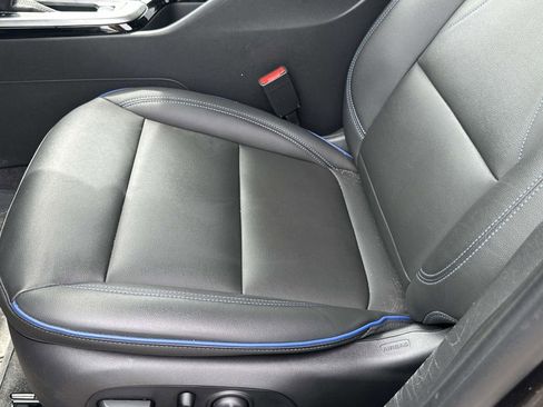 Used 2025 Buick Envista Sport Touring w/ Convenience I Package image 17