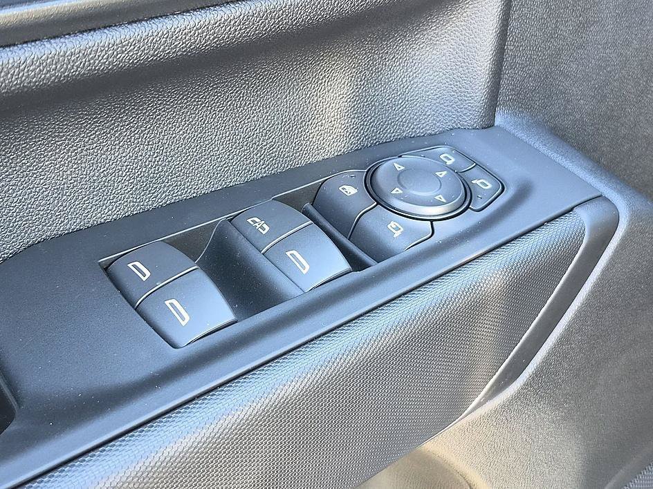 New 2026 Chevrolet Silverado 2500 Custom w/ Custom Convenience Package AWD/4WD image 13