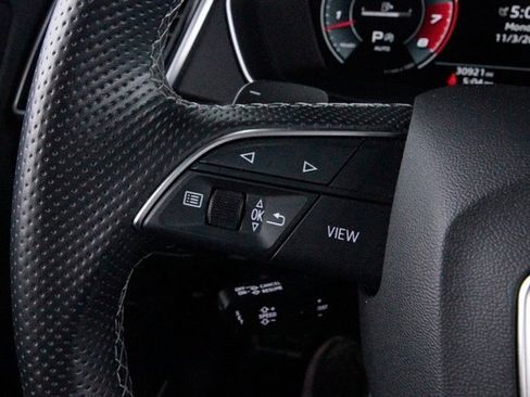 Used 2021 Audi SQ5 Prestige w/ Prestige Package image 23