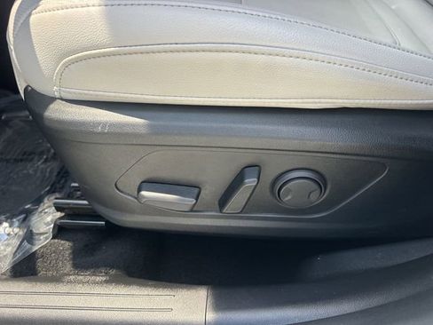 Certified 2025 Hyundai Tucson SEL FWD image 23