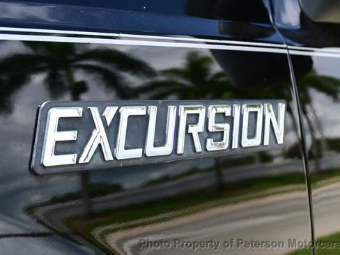 Used 2004 Ford Excursion Limited image 14