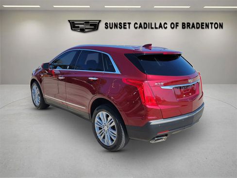 Used 2018 Cadillac XT5 Premium Luxury image 6