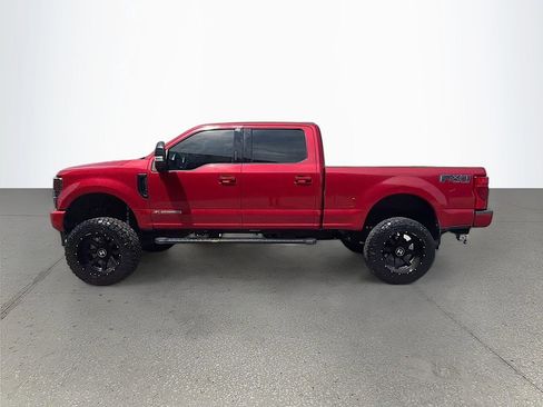 Used 2022 Ford F250 Lariat w/ Black Appearance Package AWD/4WD image 7