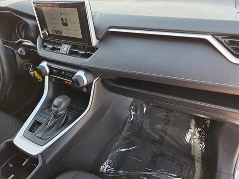 Certified 2025 Toyota RAV4 LE image 20