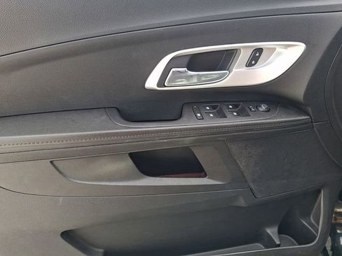 Certified 2017 Chevrolet Equinox LT w/ Convenience Package image 12