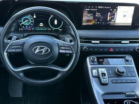 Used 2024 Hyundai Palisade Calligraphy FWD image 18