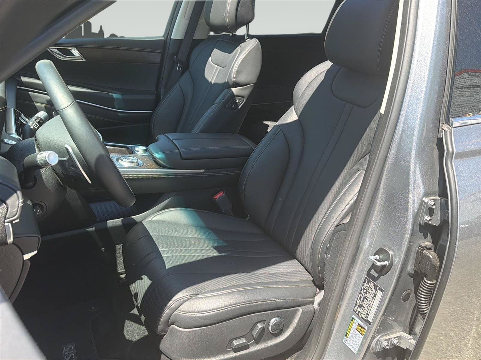 Used 2024 Genesis GV80 3.5T AWD/4WD image 10