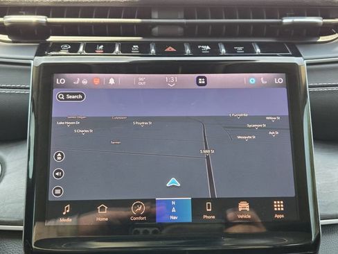 Used 2021 Jeep Grand Cherokee L Limited RWD image 21