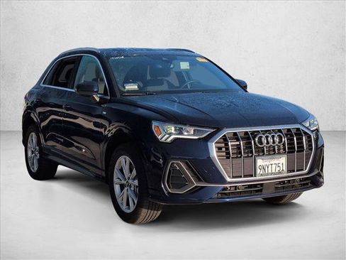 Used 2024 Audi Q3 2.0T Premium AWD/4WD image 3