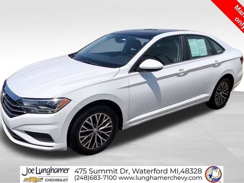 Used 2021 Volkswagen Jetta FWD image 4
