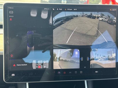 Used 2020 Tesla Model 3 Standard Range Plus image 11