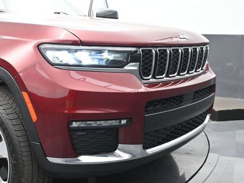 Used 2022 Jeep Grand Cherokee L Limited AWD/4WD image 35
