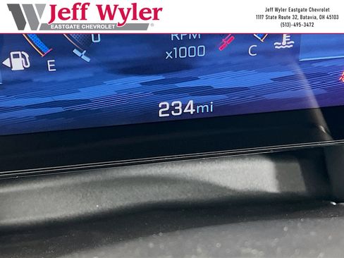 New 2026 Chevrolet Equinox LT FWD image 18