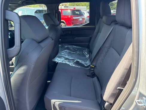 Used 2026 Toyota Tacoma SR5 AWD/4WD image 12