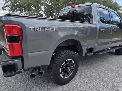 Used 2024 Ford F350 Lariat w/ Lariat Ultimate Package image 10