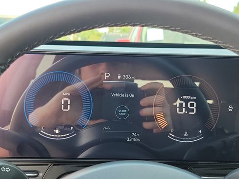 Used 2026 Hyundai Kona SEL Sport FWD image 11