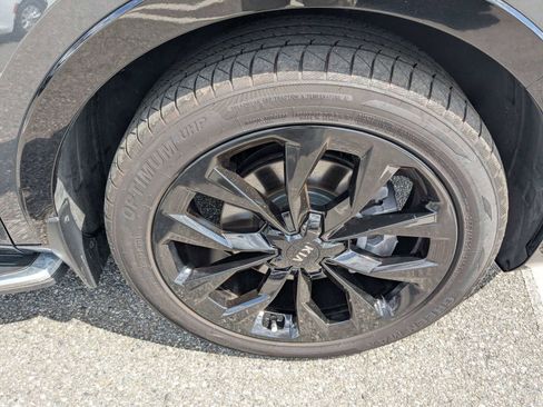 Used 2021 Kia Sorento SX image 11