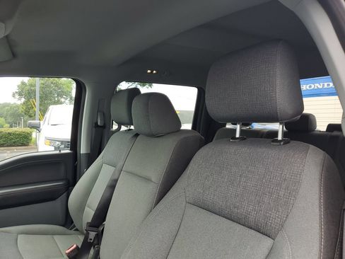 Used 2025 Ford F150 XLT w/ Equipment Group 301A Standard RWD image 19