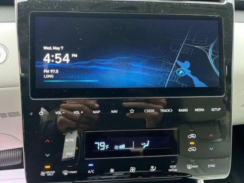 New 2024 Hyundai Tucson Limited image 8
