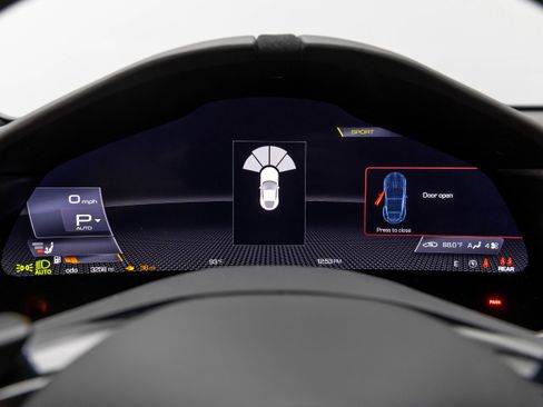 Certified 2024 Ferrari Roma RWD image 24
