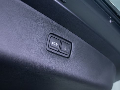 New 2026 Genesis GV70 2.5T Advanced image 9