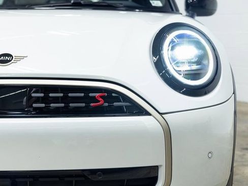 Certified 2025 MINI Cooper S image 7