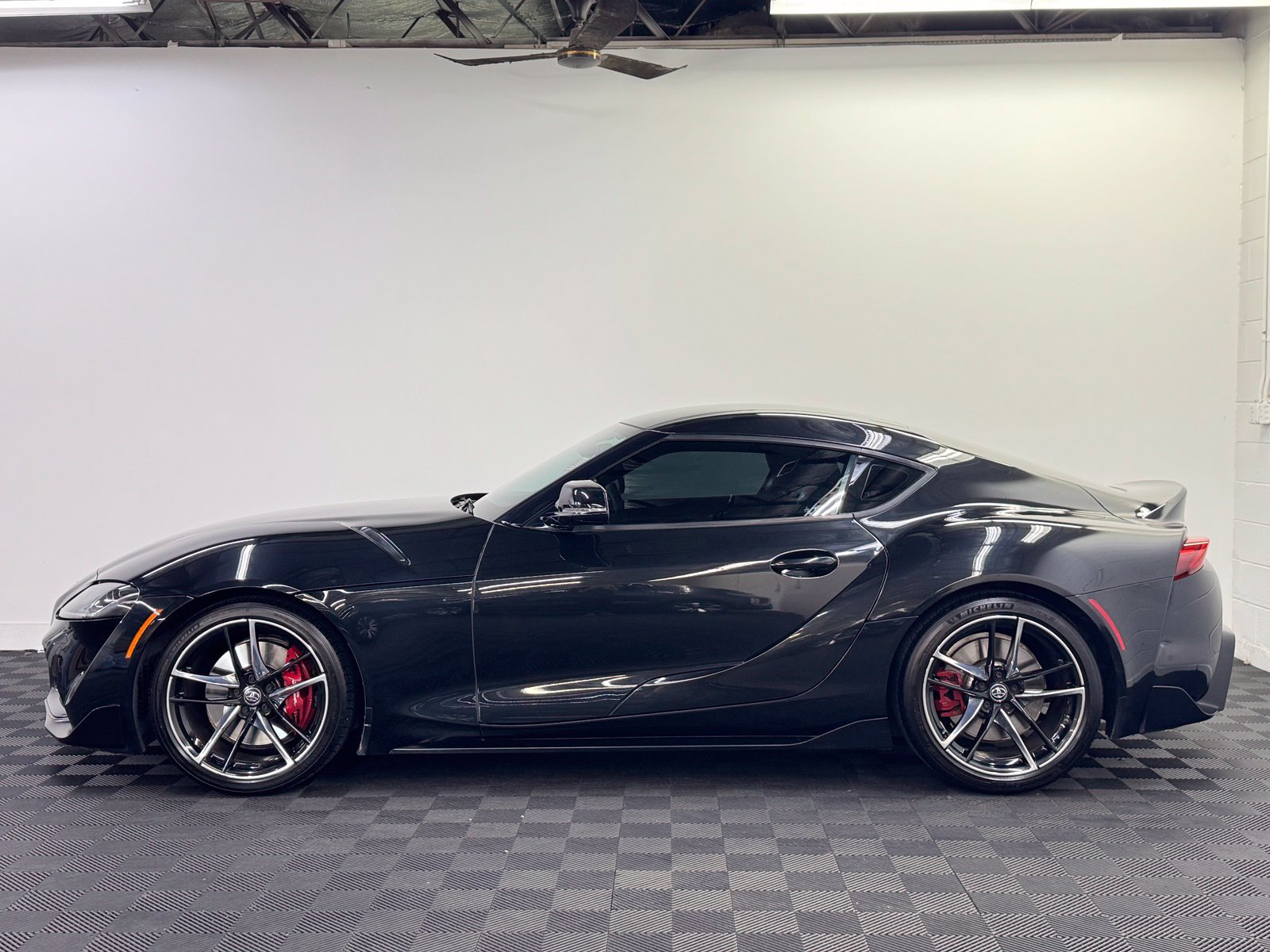 Used 2021 Toyota Supra RWD image 3