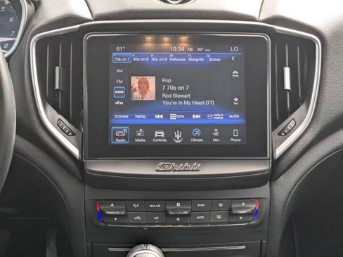 Used 2018 Maserati Ghibli RWD image 16