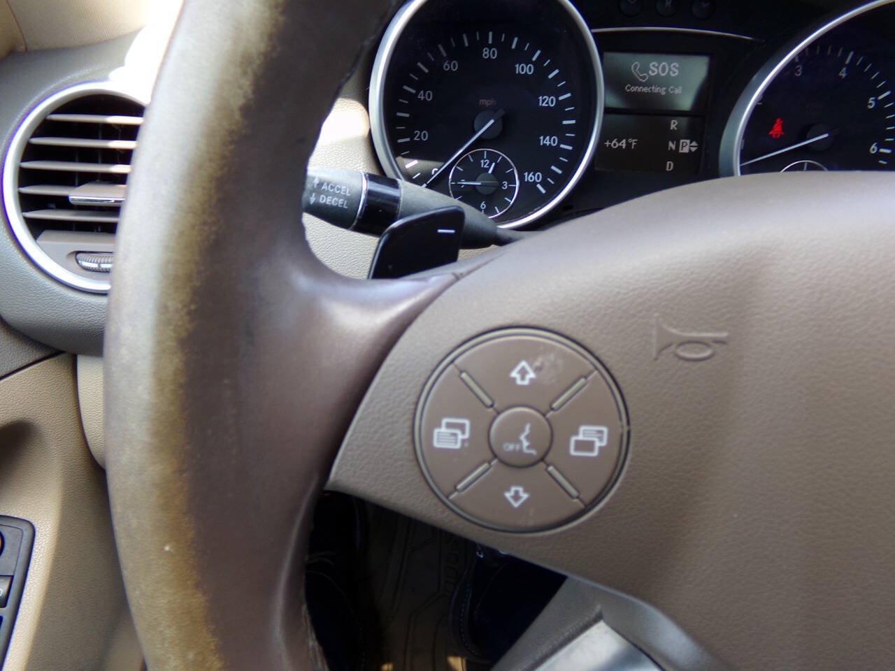 Used 2011 Mercedes-Benz ML 350 4MATIC image 50
