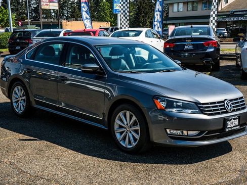 Used 2013 Volkswagen Passat 2.5 SEL Premium FWD image 6